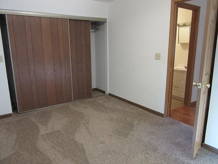 9 Circle Dr #3 — Photo 4