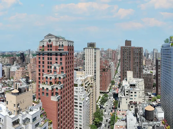 200 East 69th Street image 23 of 26