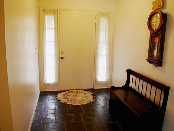 4th image of 28467 W Lindbergh Dr
