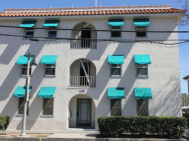 109 W Anapamu St #10 — Photo 4