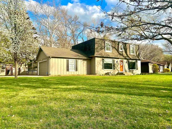 3400 SW Oak Pkwy, Topeka, KS 66614