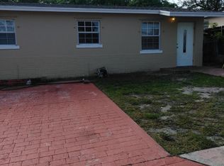 1265 W 36th St, Riviera Beach, FL 33404