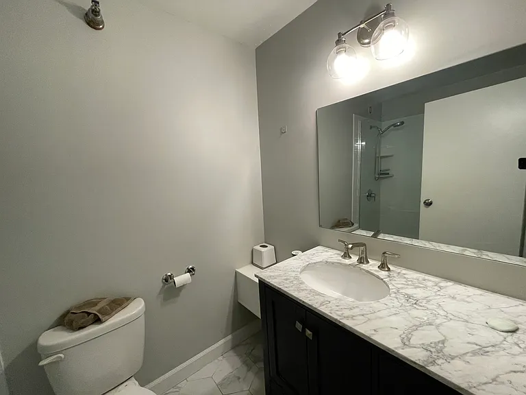 70 W Huron St #1805 — Photo 12