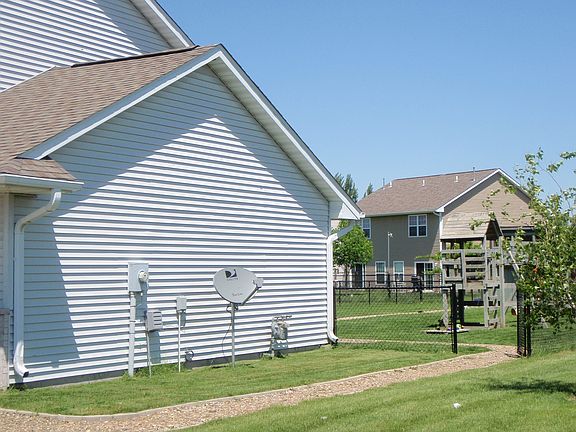 2nd image of 2634 Whispering Meadow Dr