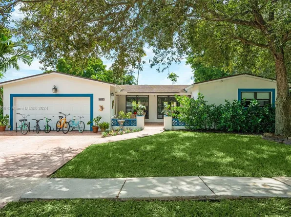 8850 SW 49th Pl, Cooper City, FL 33328