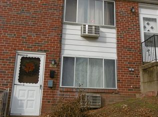 276 Greenough St, Philadelphia, PA 19127