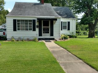 474 W Summit St, Marshall, MO 65340