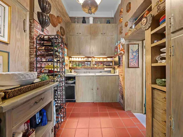 419 East 57th Street image 19 of 29