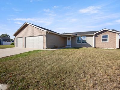 2409 12th Ave W, Williston, ND, 58801