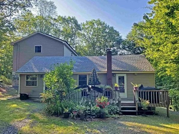 12 Clark Farm Road, Newfane, VT 05345