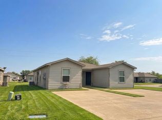 427 County Line Rd, Mabank, TX 75147
