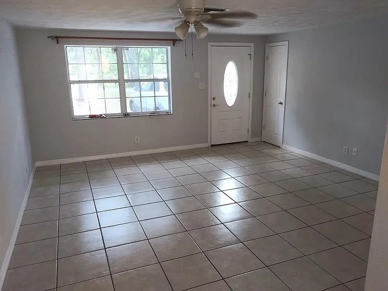 12635 Canton Ave — Photo 9