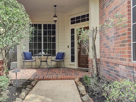 3rd image of 10515 Carrollton Ct