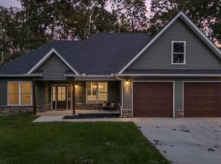 203 Inata Ln, Tellico Plns, TN 37774