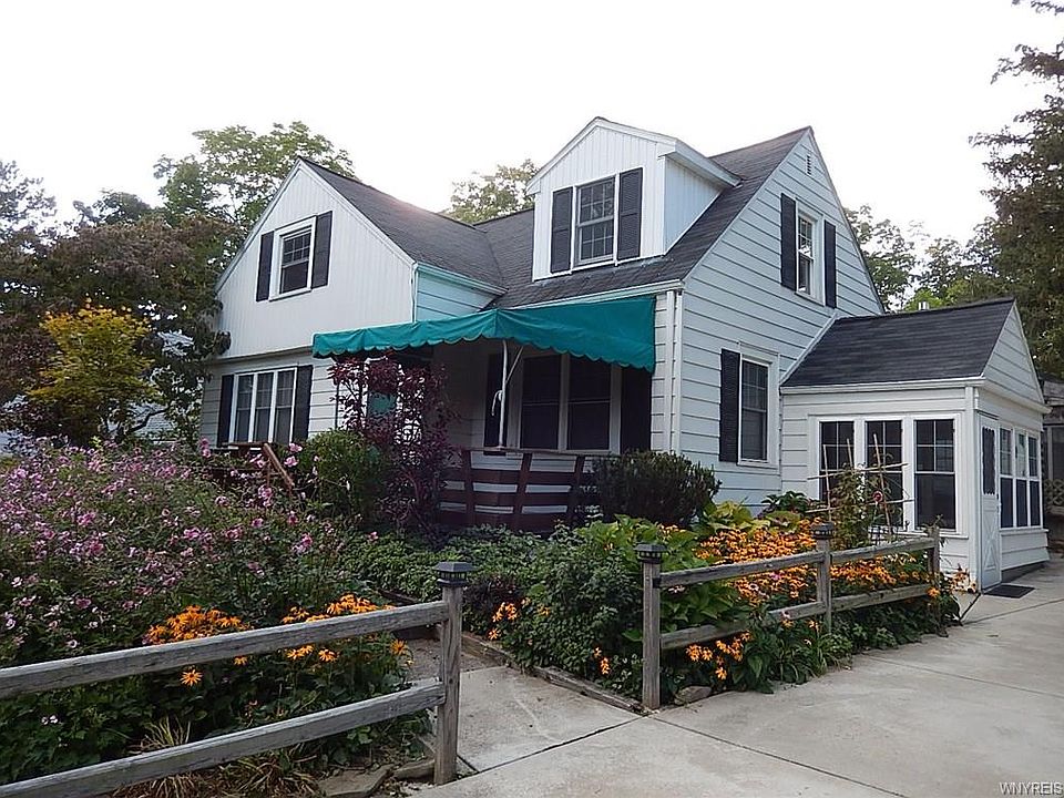 1st image of 90 Cloverside Dr