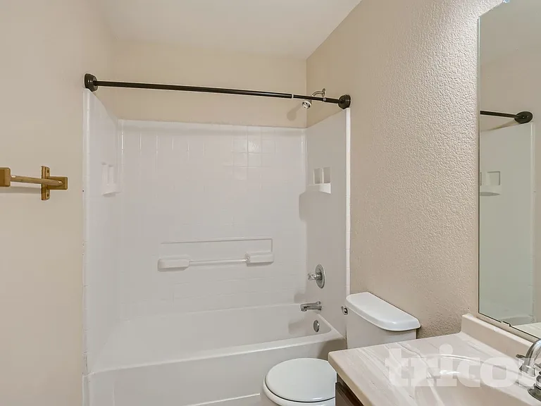 5281 Placid Dr — Photo 9