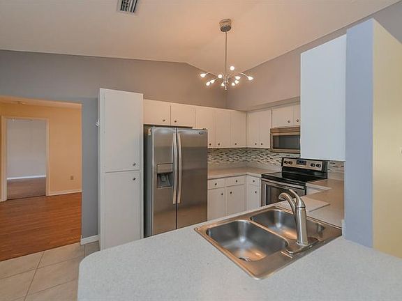 5th image of 3185 E Village Dr