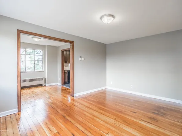 1374 E. Broad St., 1374 E Broad St, Columbus, OH 43205