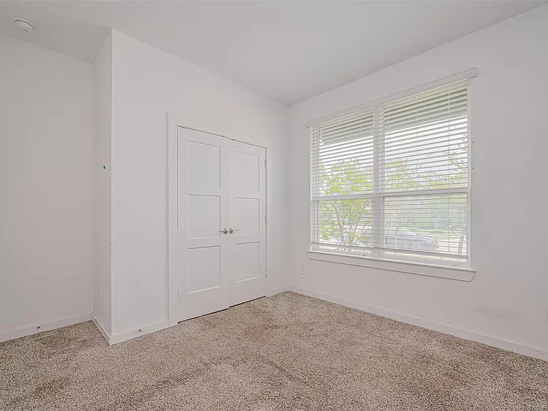133 Aurora Spgs — Photo 31