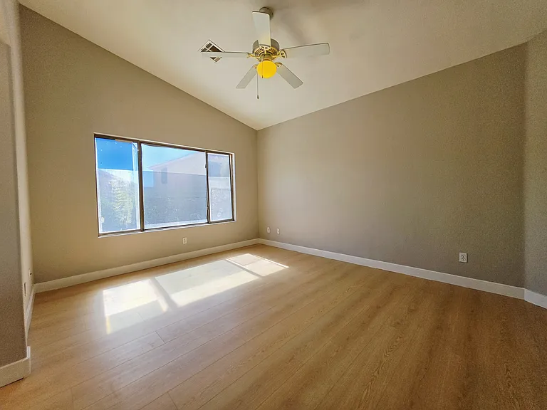 7724 Pacific Rim Ct — Photo 13