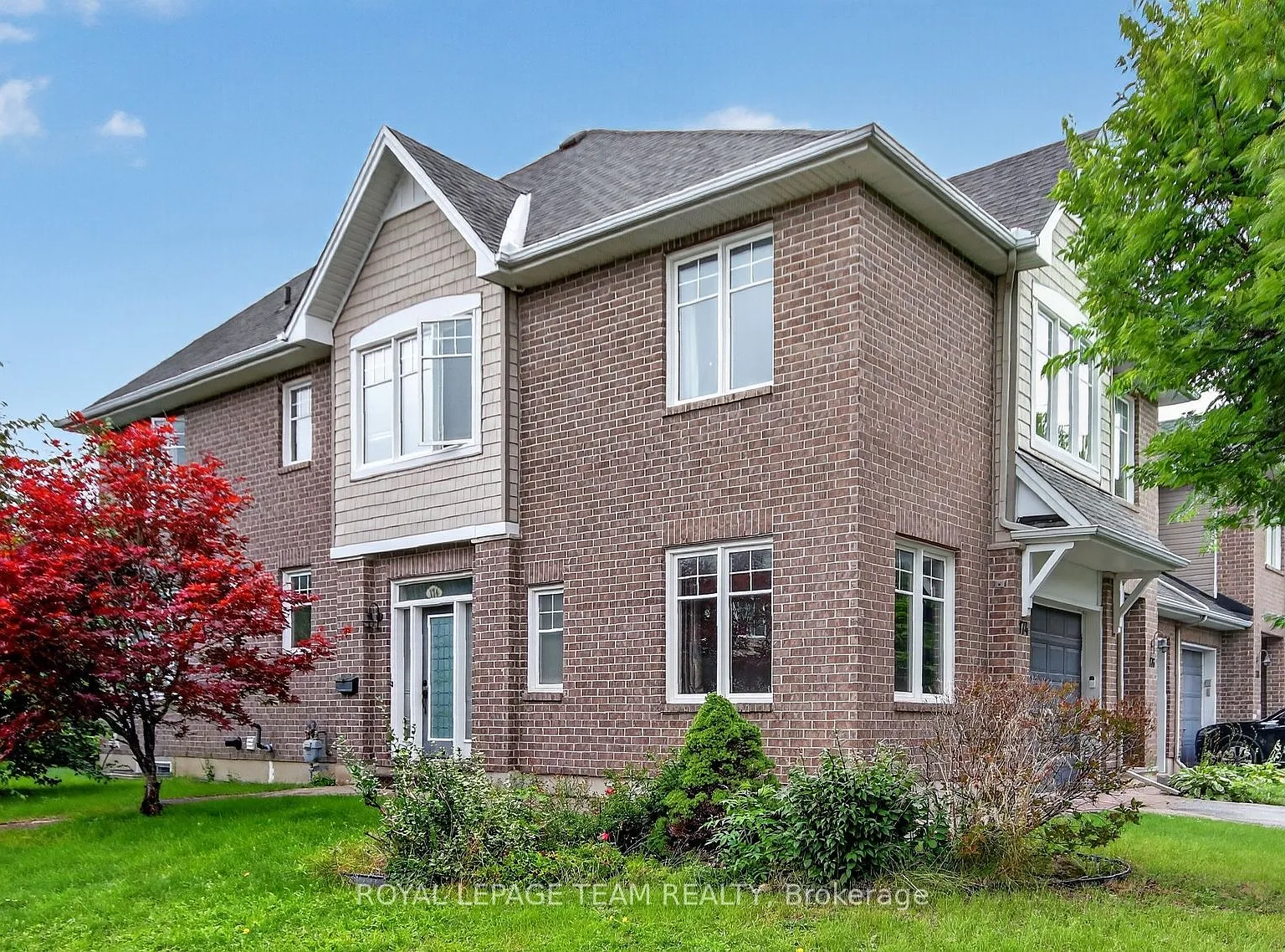 3 bed, $2,800 — Photo 2
