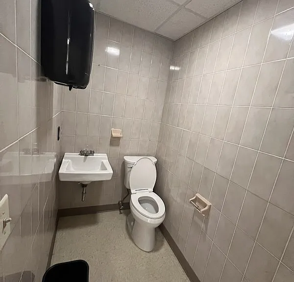 826 Main St #1 — Photo 4