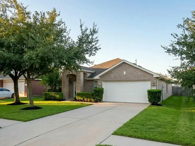 21522 Pointed Oak Ln — Photo 1