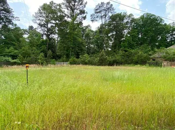 Bermuda Dr, White Oak, TX 75693