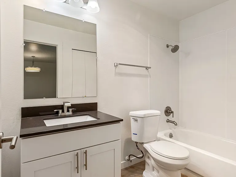 Interlake 21 — Photo 20