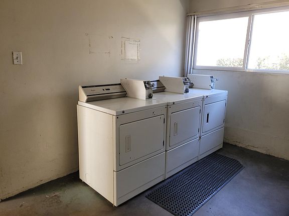 5th image of 17504 Grand Ave #7