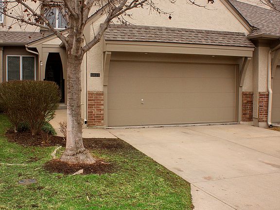 2nd image of 6423 W 143rd Ter