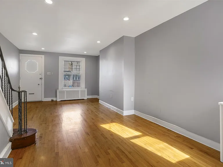 2803 Aramingo Ave — Photo 7