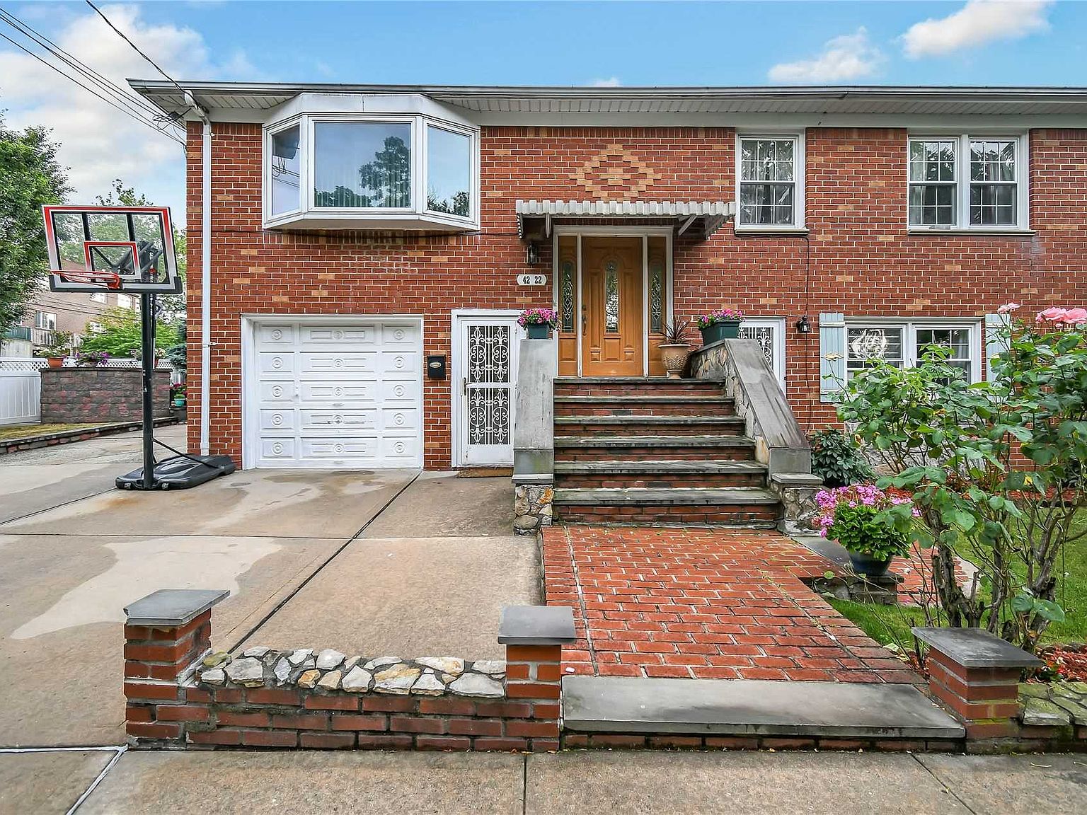 Queens County Bayside New York (NY) — Real Estate Listings By City, image size:1536x1152