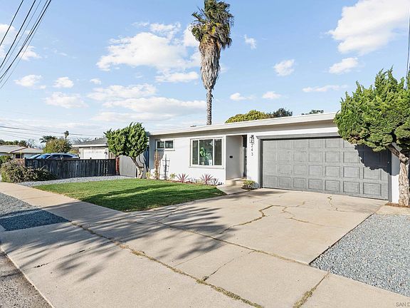 3rd image of 243 Las Flores Dr