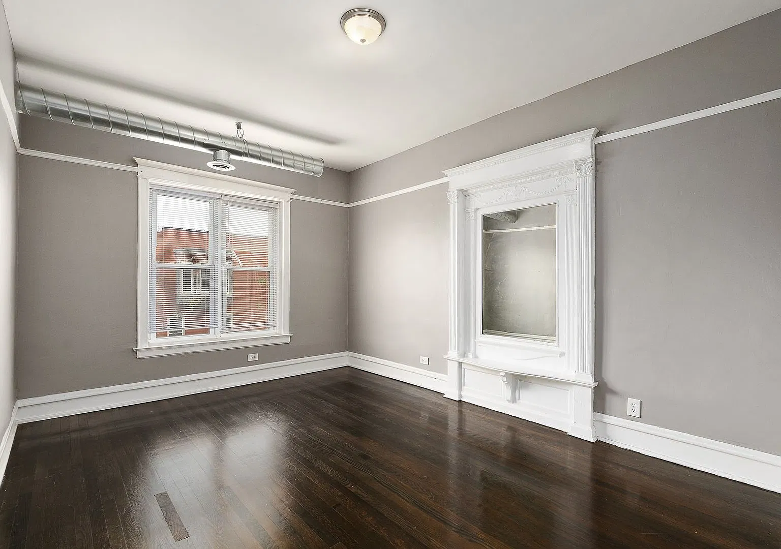 2 bed, 950 sqft, $1,500 — Photo 3