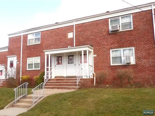 480 Blanchard Ter APT 65, Hackensack, NJ 07601