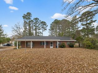 904 Pecan Ave, Philadelphia, MS 39350