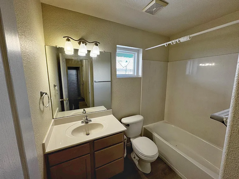 7152 Elk Creek Rd NE — Photo 25