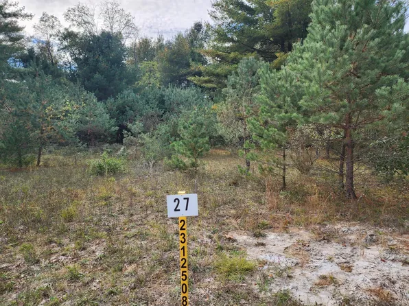 6257 Kilkenny Dr, Stanwood, MI 49346