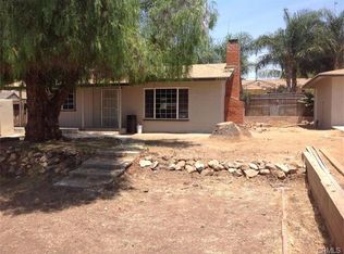 23978 Elsinore Ln, Canyon Lake, CA 92587