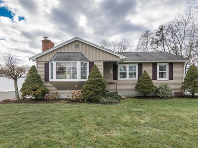 44 Depalma St, Agawam, MA, 01001