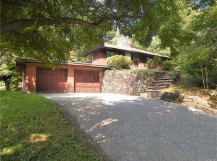 33 Fairview Ave, North Tarrytown, NY 10591