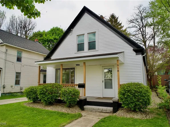 918 Pitkin Ave, Akron, OH 44310
