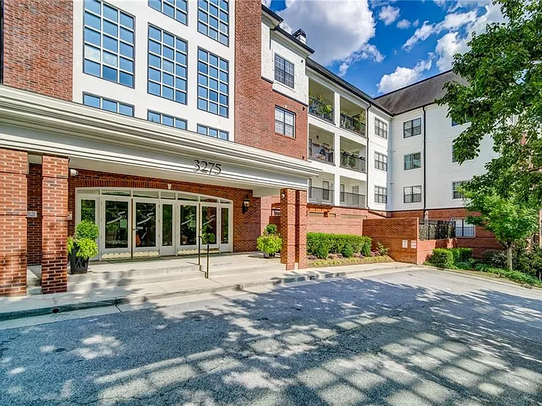 3275 Lenox Rd NE — Photo 30