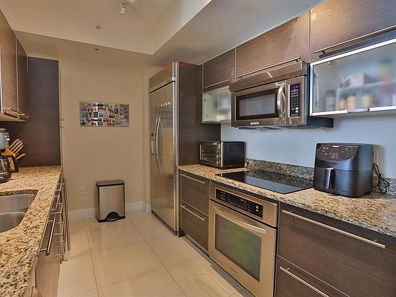 5th image of 550 Okeechobee Blvd APT 1106