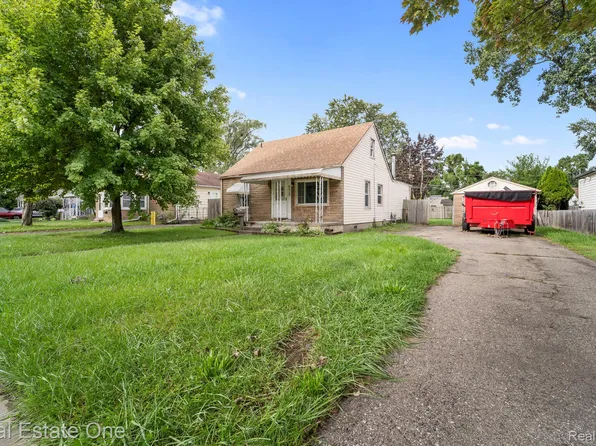 6628 Buck St, Taylor, MI 48180