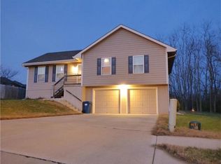 2202 Ashford St, Excelsior Springs, MO 64024