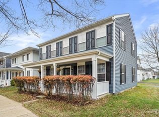 888 Serendipity Dr, Aurora, IL 60504