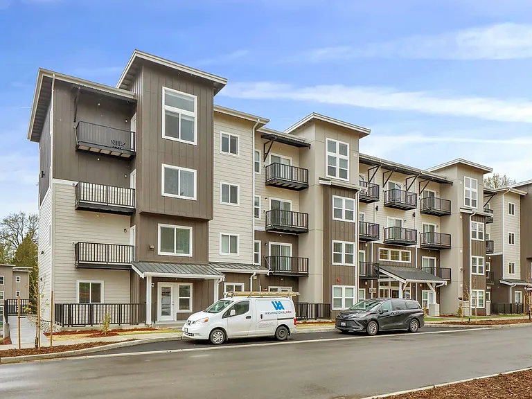 Kingsway Apartments — Photo 35