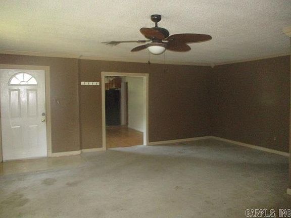 5th image of 3621 Lincoln Ave